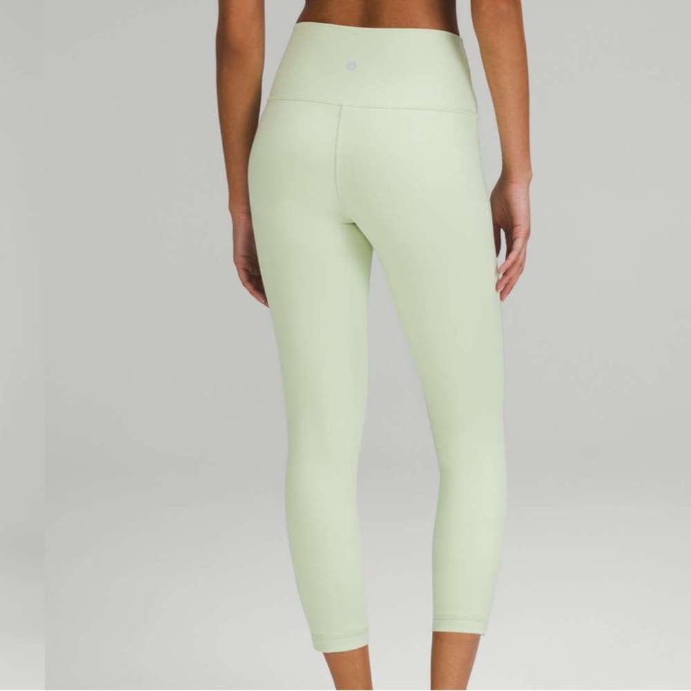 Lululemon Double Lined Wunder Under HR - Creamy Mint 25”